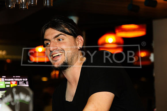 SHOT_BY_ROB-1552