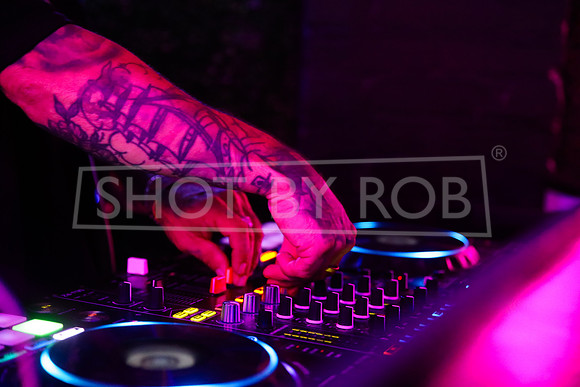 SHOT_BY_ROB-9564