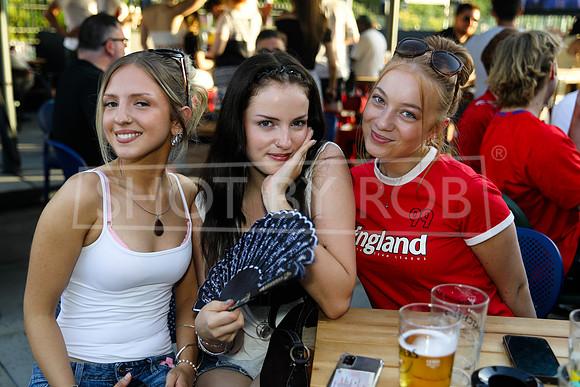 SHOT_BY_ROB-0287