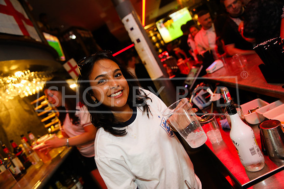 SHOT_BY_ROB-1021
