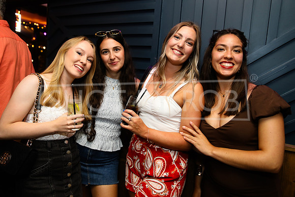 SHOT_BY_ROB-1042