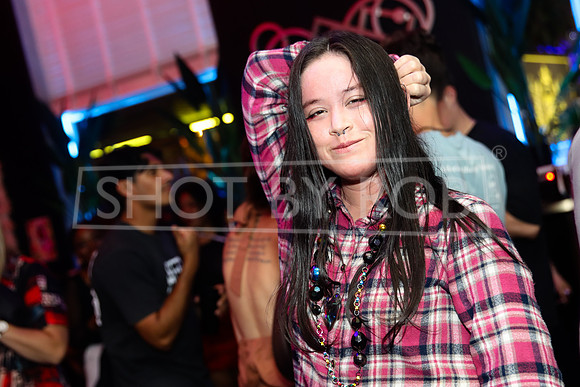 SHOT_BY_ROB-1371