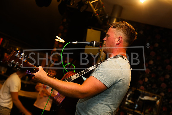 SHOT_BY_ROB-2379