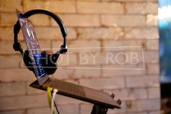 SHOT_BY_ROB-2281