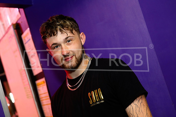SHOT_BY_ROB-3524