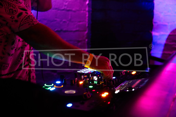 SHOT_BY_ROB-5501