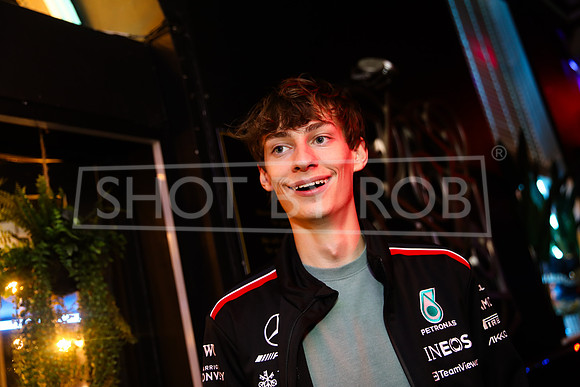 SHOT_BY_ROB-7097