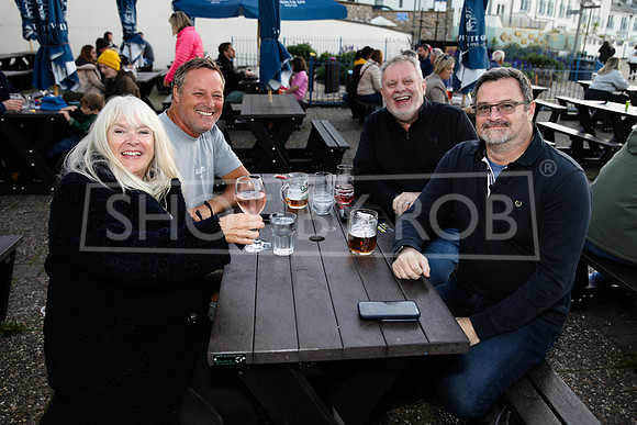 SHOT_BY_ROB-7443