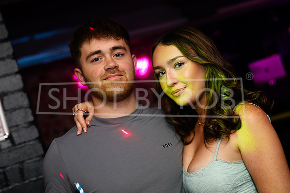 SHOT_BY_ROB-7270