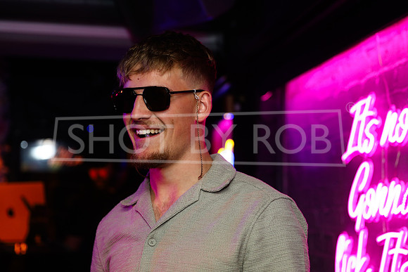 SHOT_BY_ROB-7308