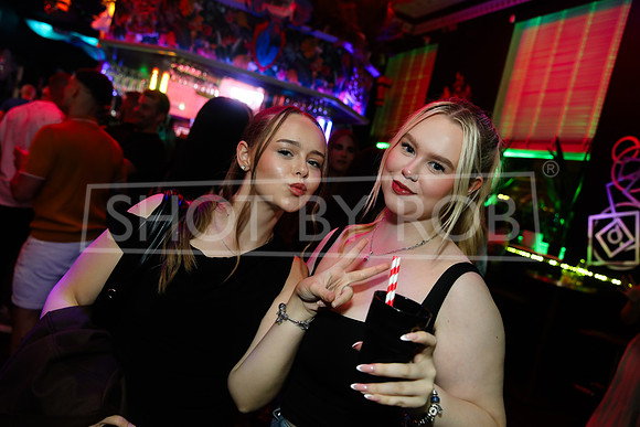 SHOT_BY_ROB-7892