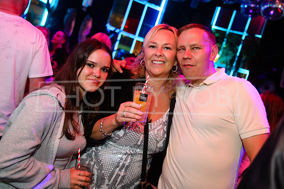 SHOT_BY_ROB-7949
