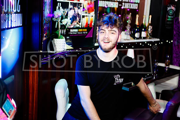 SHOT_BY_ROB-8086