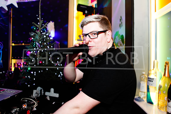SHOT_BY_ROB-8595