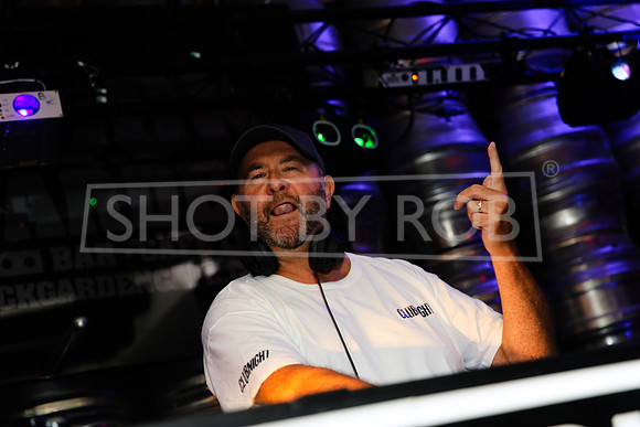 SHOT_BY_ROB-9023