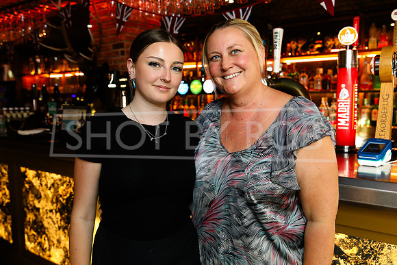 SHOT_BY_ROB-8877