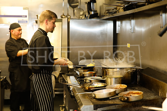 SHOT_BY_ROB-4062