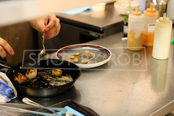 SHOT_BY_ROB-1220