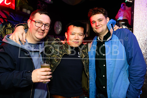 SHOT_BY_ROB-4101