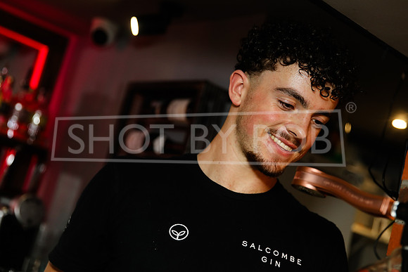 SHOT_BY_ROB-1423