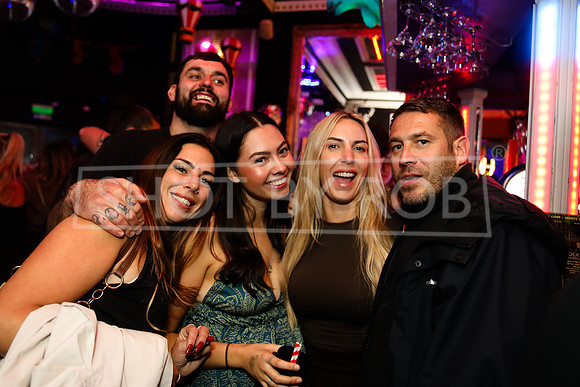 SHOT_BY_ROB-4105