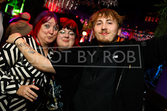 SHOT_BY_ROB-4056