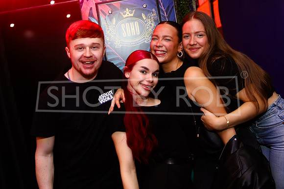 SHOT_BY_ROB-7715