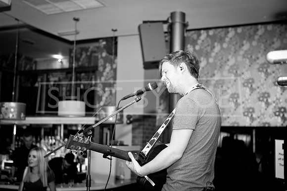 SHOT_BY_ROB-2995