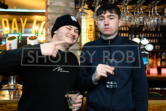 SHOT_BY_ROB-1043