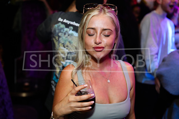 SHOT_BY_ROB-2081