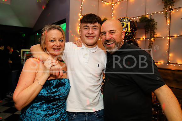 SHOT_BY_ROB-9337