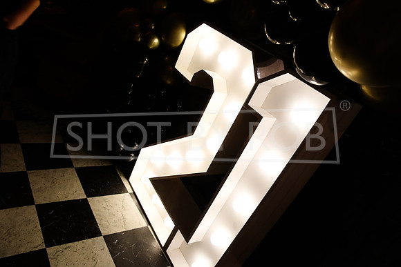 SHOT_BY_ROB-1597