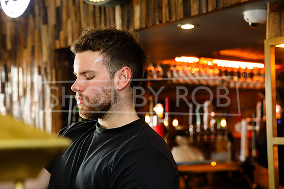 SHOT_BY_ROB-7757