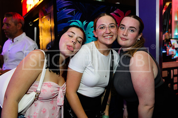 SHOT_BY_ROB-3051