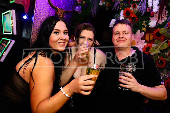 SHOT_BY_ROB-2283