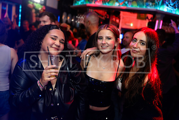 SHOT_BY_ROB-7690