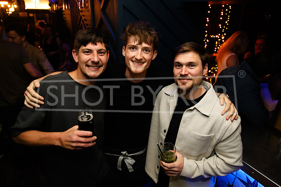 SHOT_BY_ROB-4300