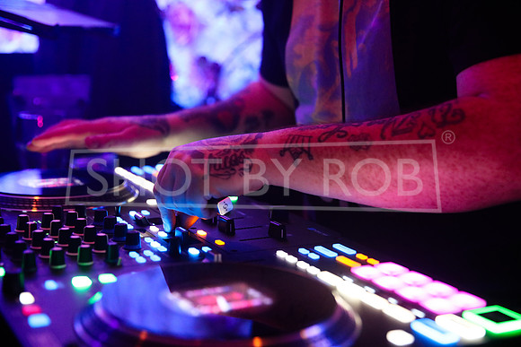 SHOT_BY_ROB-5518