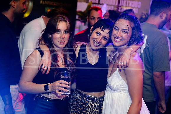 SHOT_BY_ROB-7106