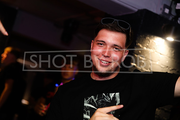 SHOT_BY_ROB-2444