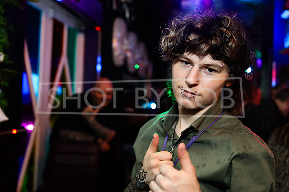 SHOT_BY_ROB-3021
