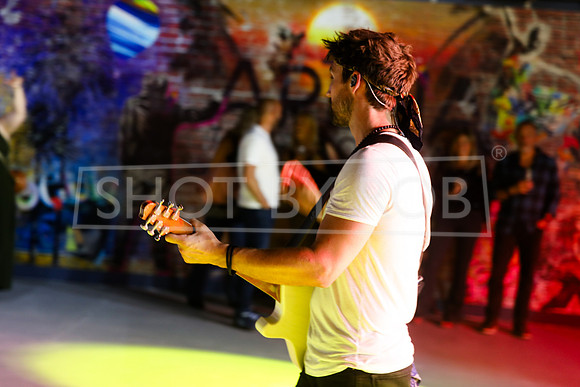 SHOT_BY_ROB-7295