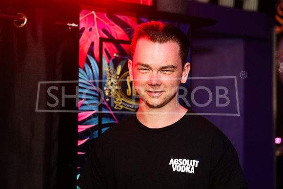 SHOT_BY_ROB-4427