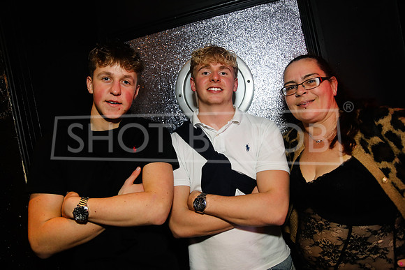 SHOT_BY_ROB-0263