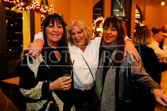 SHOT_BY_ROB-4081
