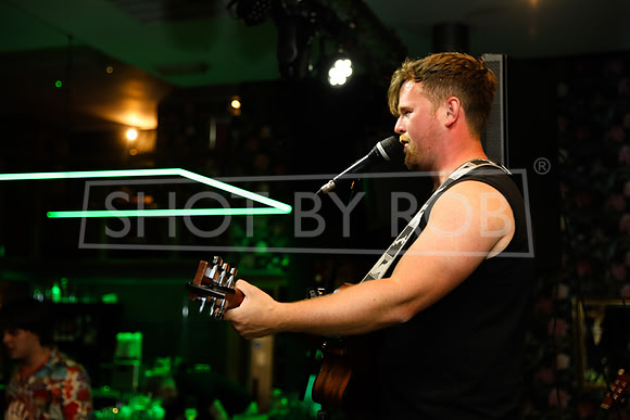 SHOT_BY_ROB-2831