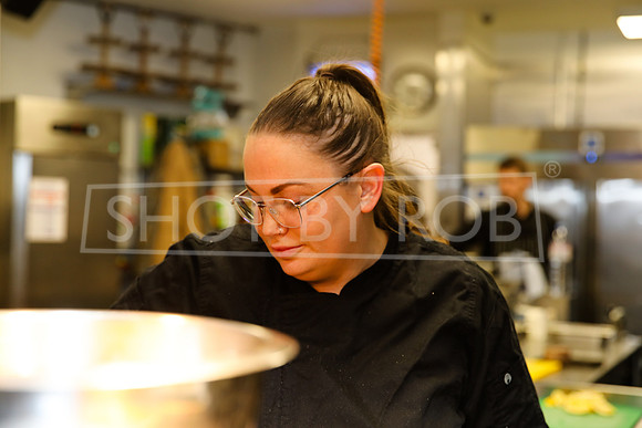 SHOT_BY_ROB-4466