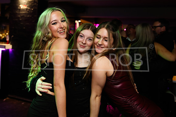 SHOT_BY_ROB-1041