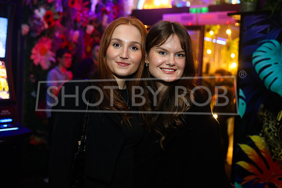 SHOT_BY_ROB-1371