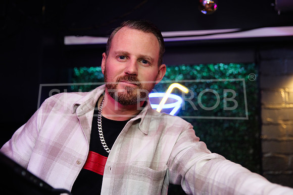 SHOT_BY_ROB-9850